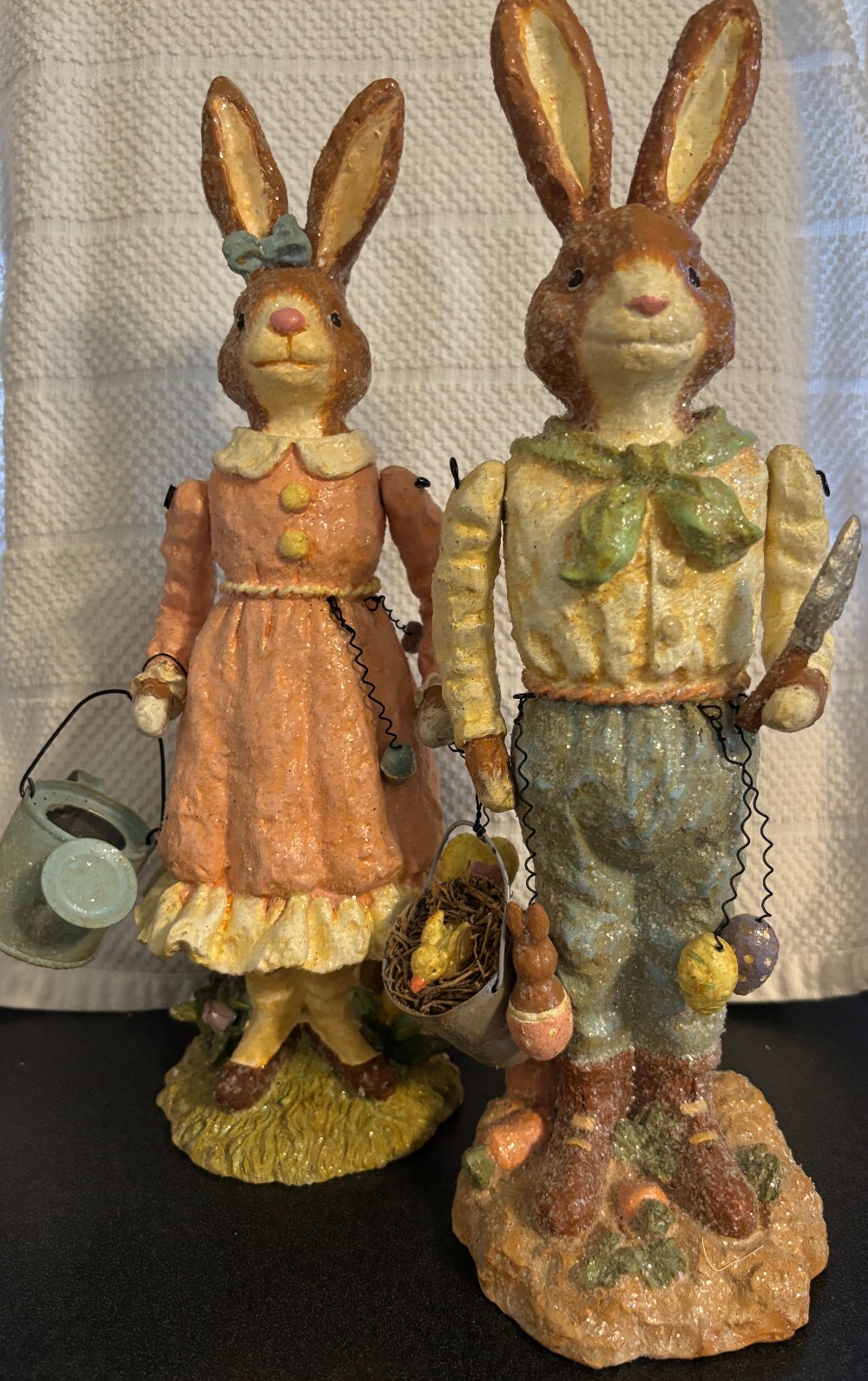 Set of 2 Easter resin w/glitter tan & white gardening rabbits 2003