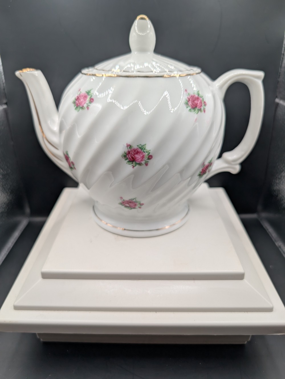 Vintage Maruyama Toki Kaisha electric teapot, as is