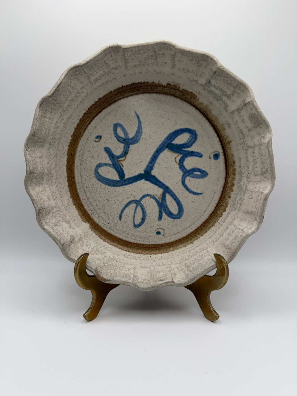 Vintage Hand-Thrown Studio Pottery Scalloped Pie Dish – Blue Cursive Pie Pie Pie Speckled Stoneware Baker, Signe