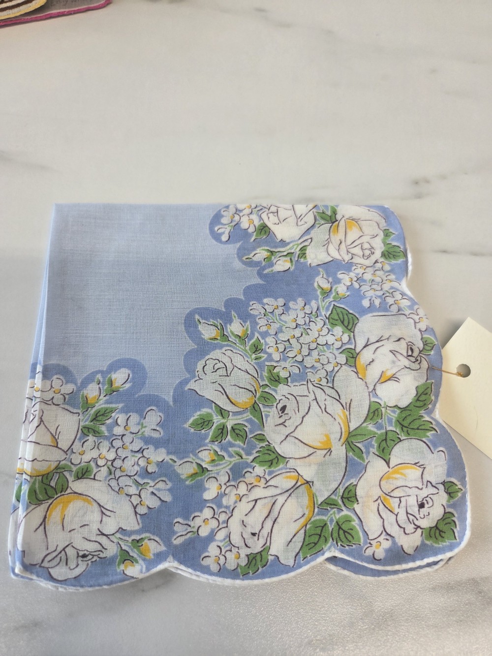 HK-777 blue printed hankie white roses