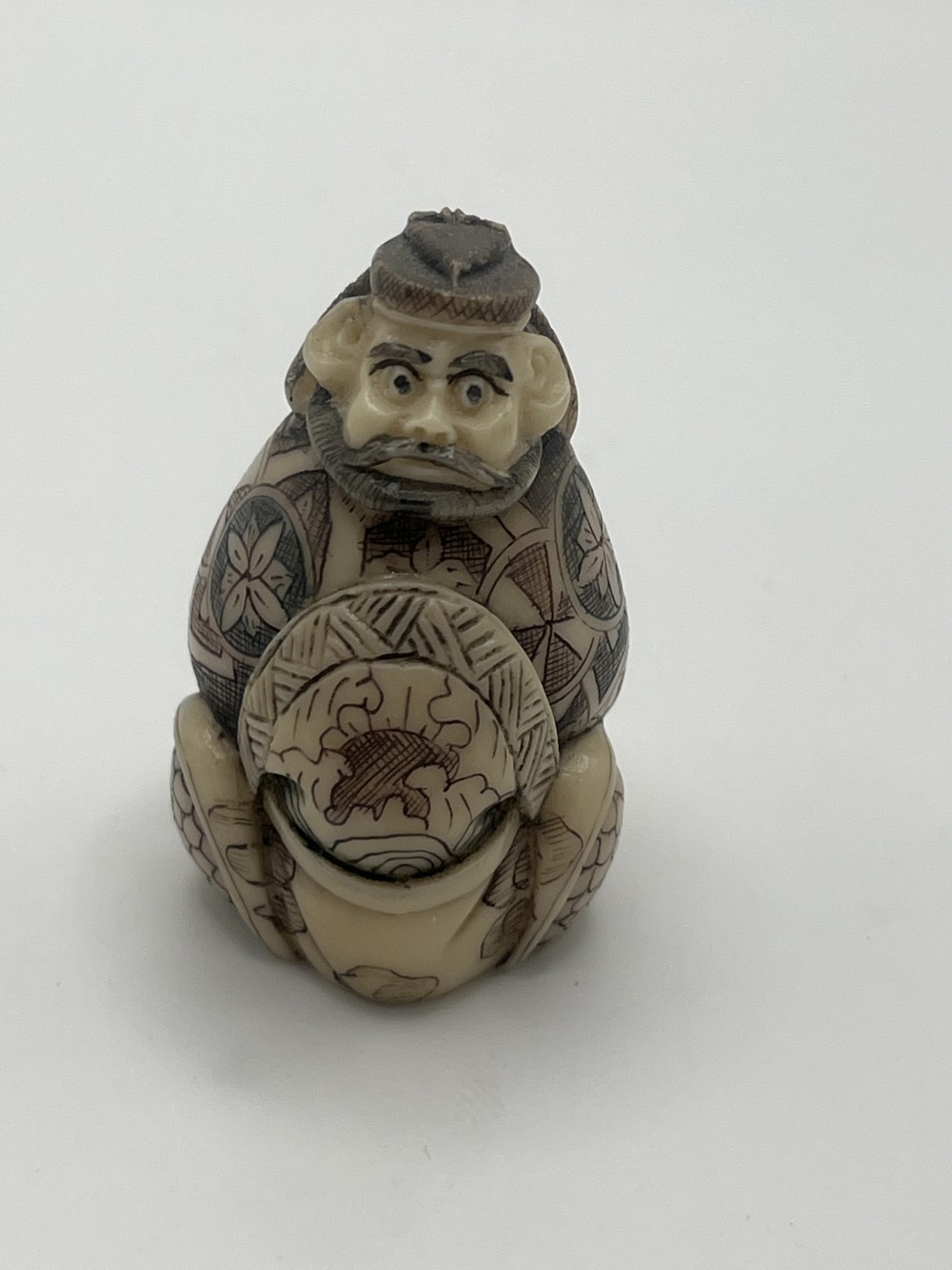 Mid 20thc ivory Netsuke  Japan
