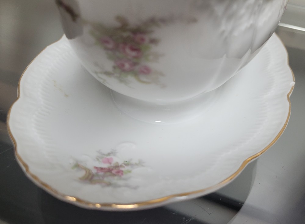 VTG ZS and Co Orleans gravy boat pink roses