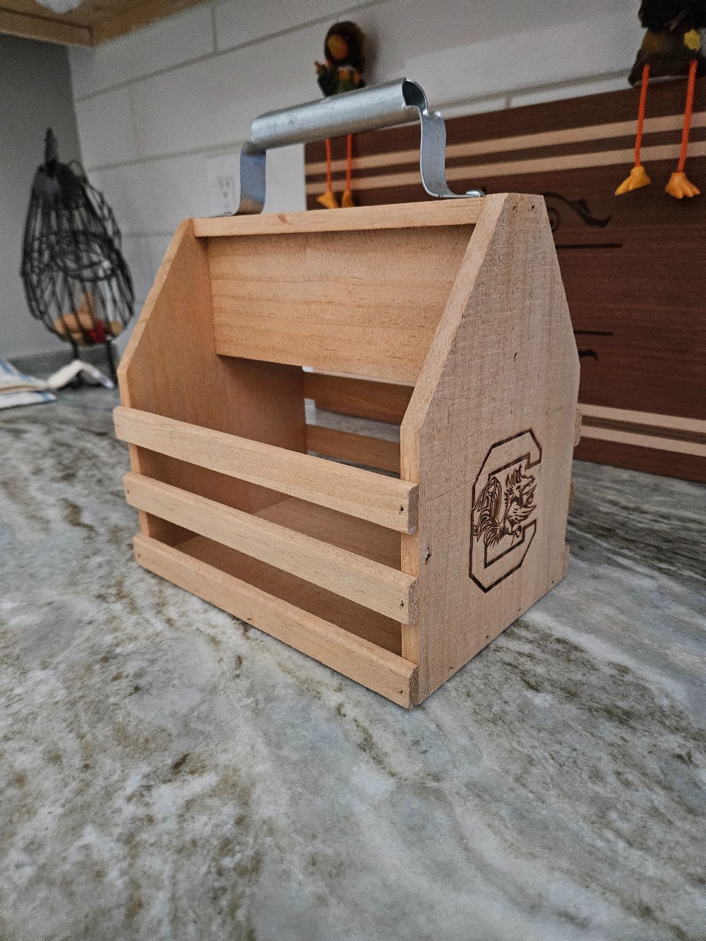 Gamecocks wooden six-pack beer caddy