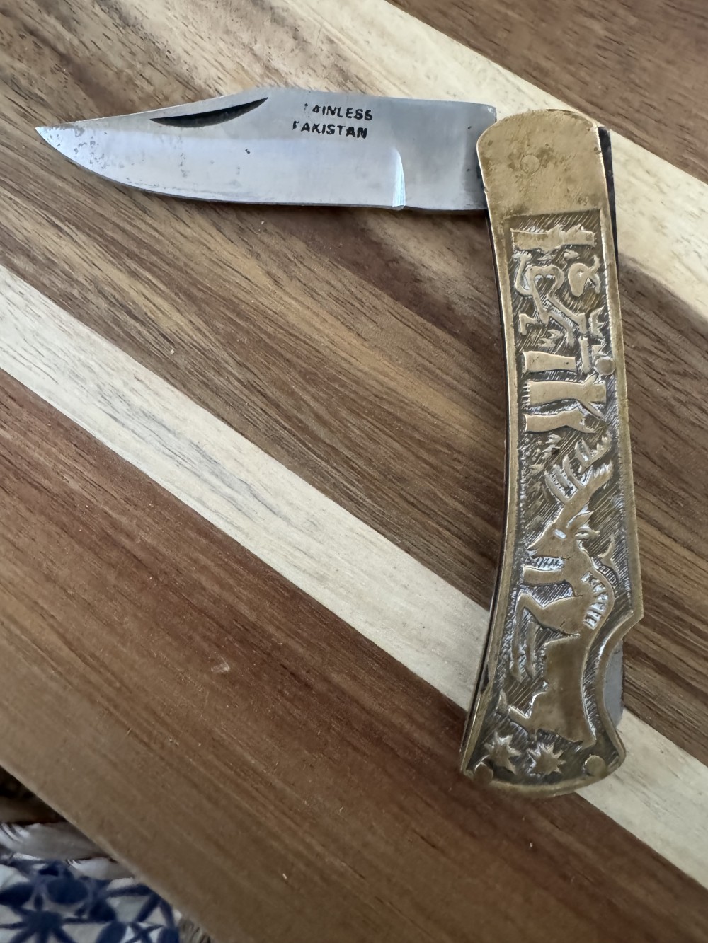VINTAGE BRASS HANDLE FOLDING POCKET KNIFE, MADE IN PAKISTAN