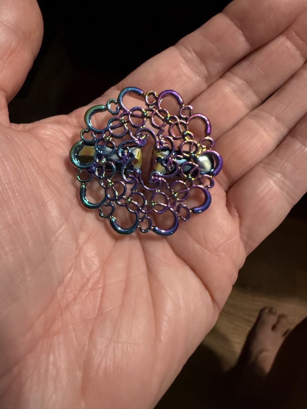 Sweater Clip, Cloak Clip, Dress Clip: Round Loops