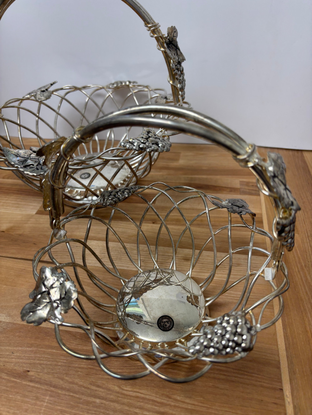 Godinger Silver Art Grape & Vine Wire Fruit Baskets Set of 2 Silver Tone