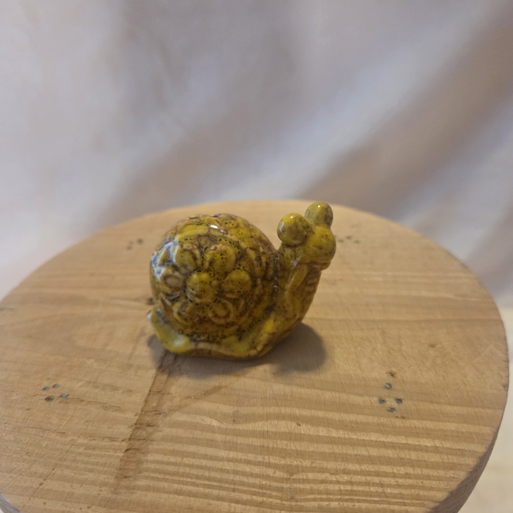 Vintage Mini Ceramic Snail Salt Shaker
