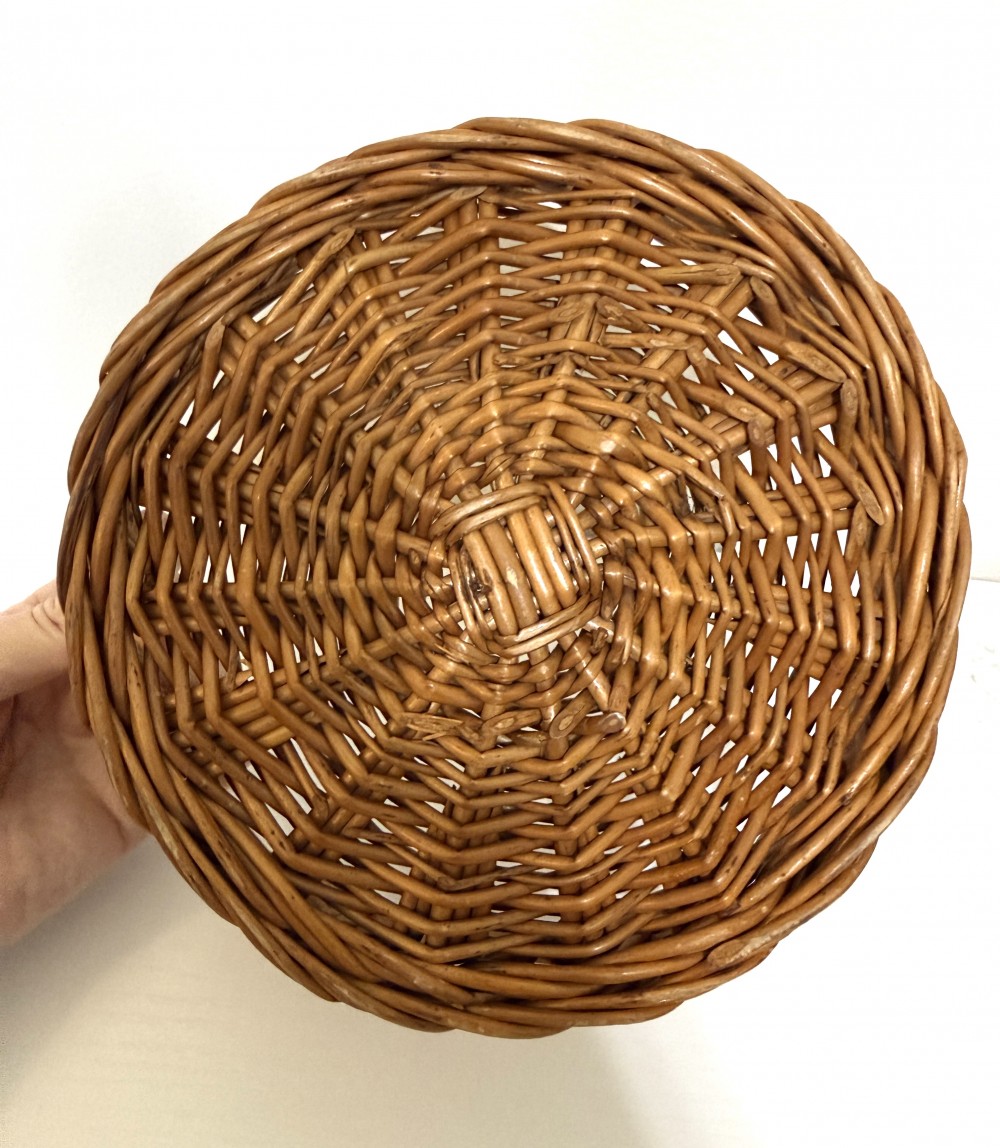 Open weave basket
