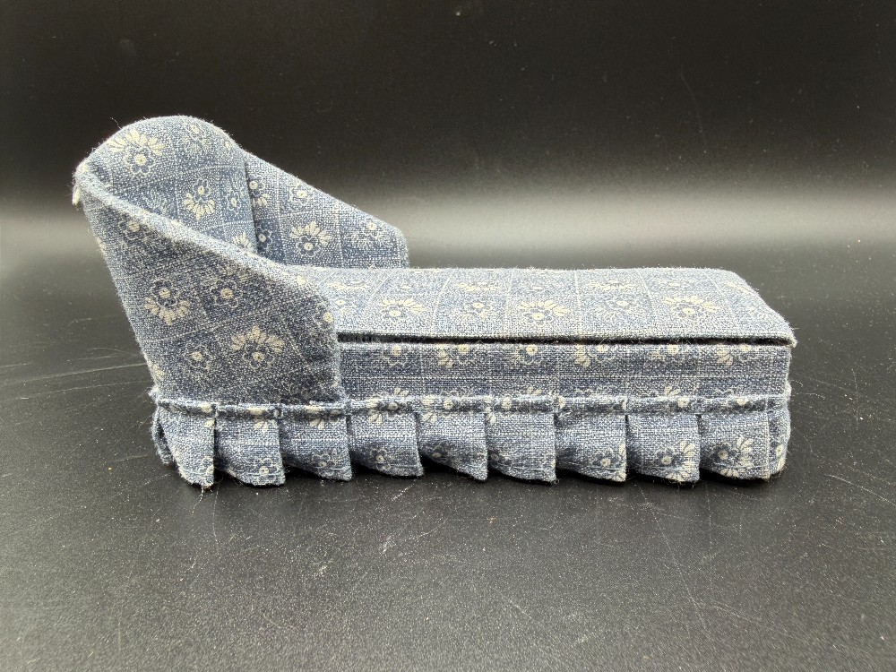 Vintage 1:12 Scale Blue Floral Dollhouse Chaise Lounge Fainting Couch with Brass Feet