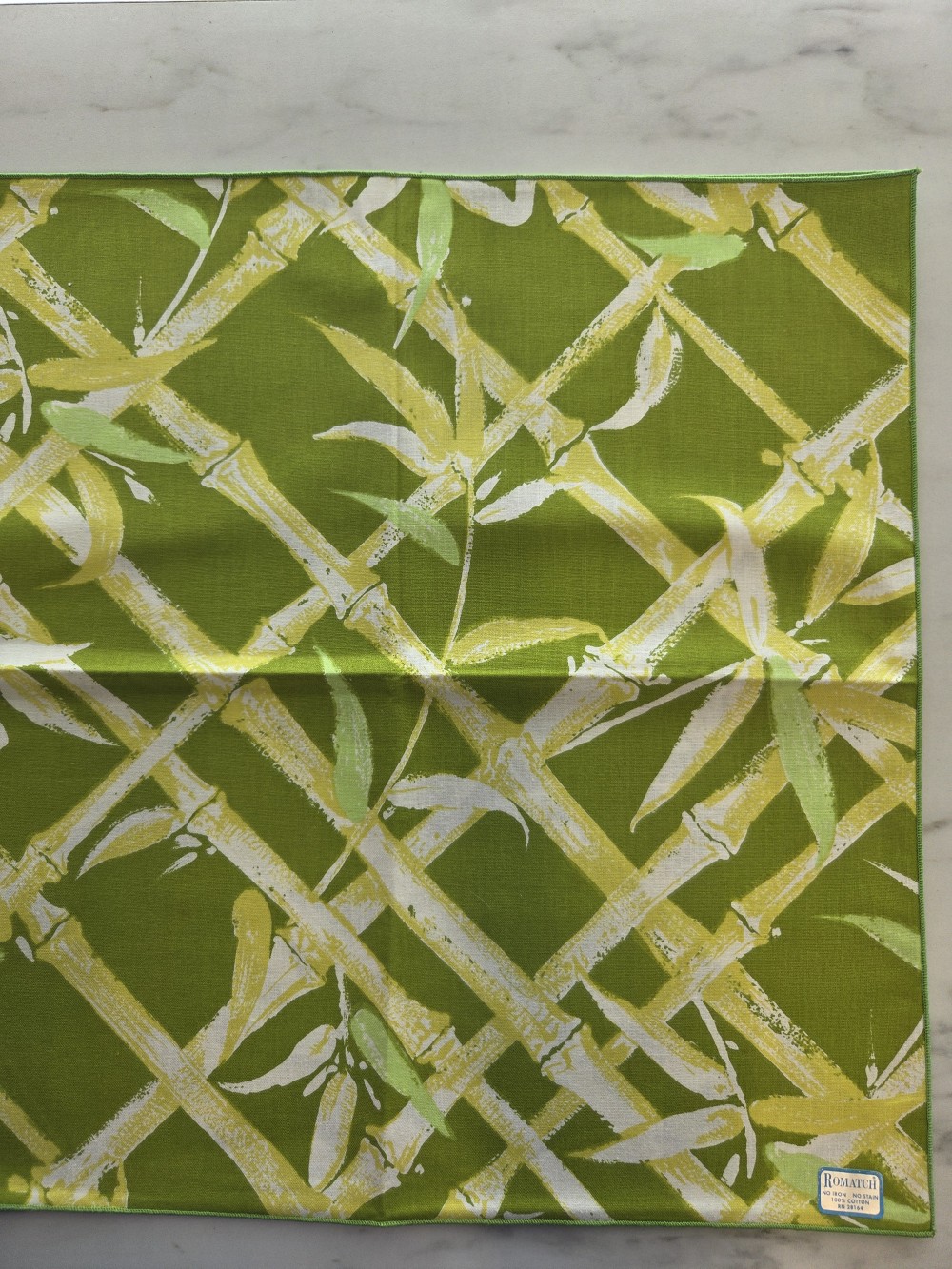 LN-1684 3 bamboo print napkins