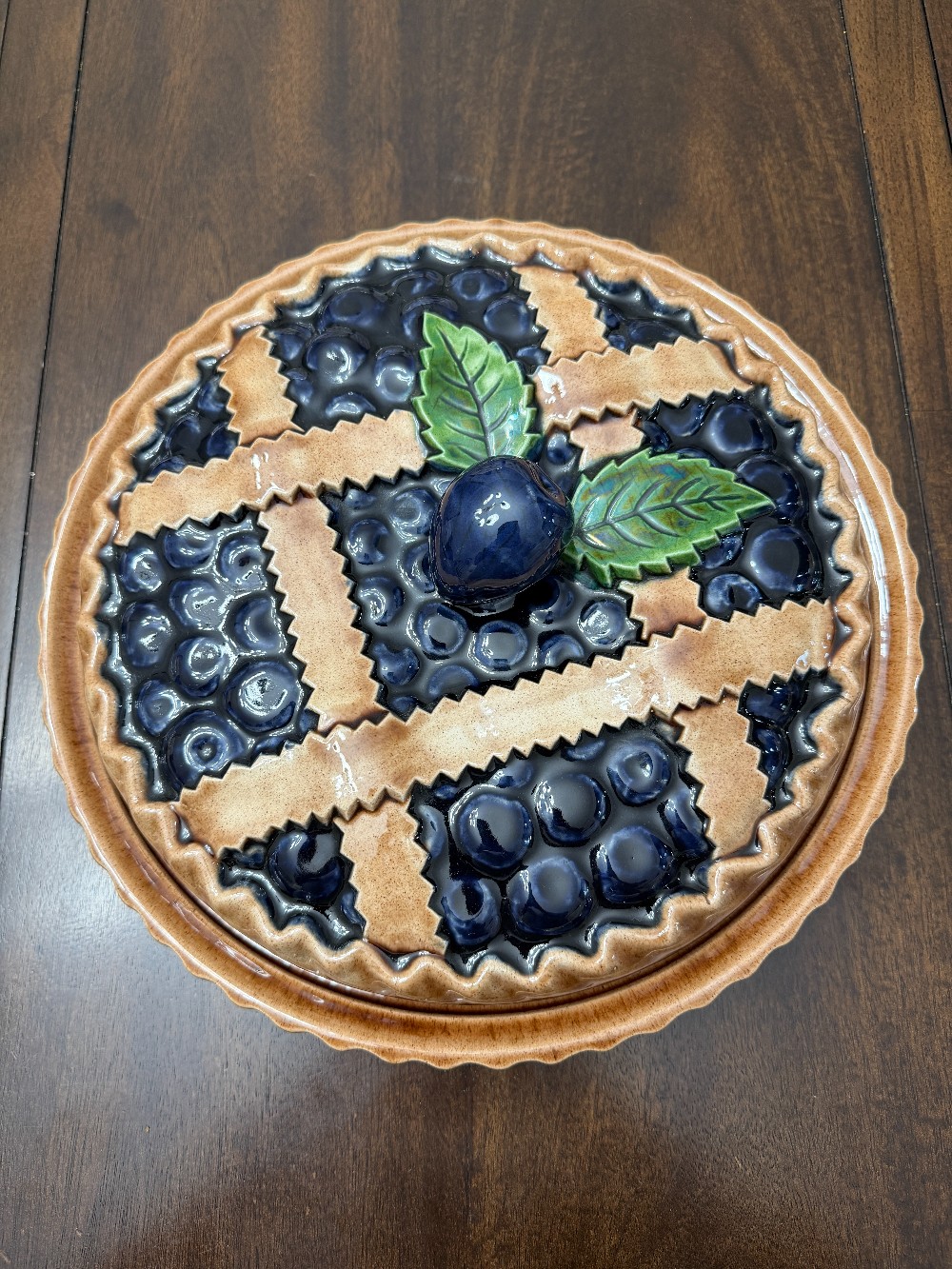 Blueberry Pie Ceramic Covered Dish Pie Plate Vintage