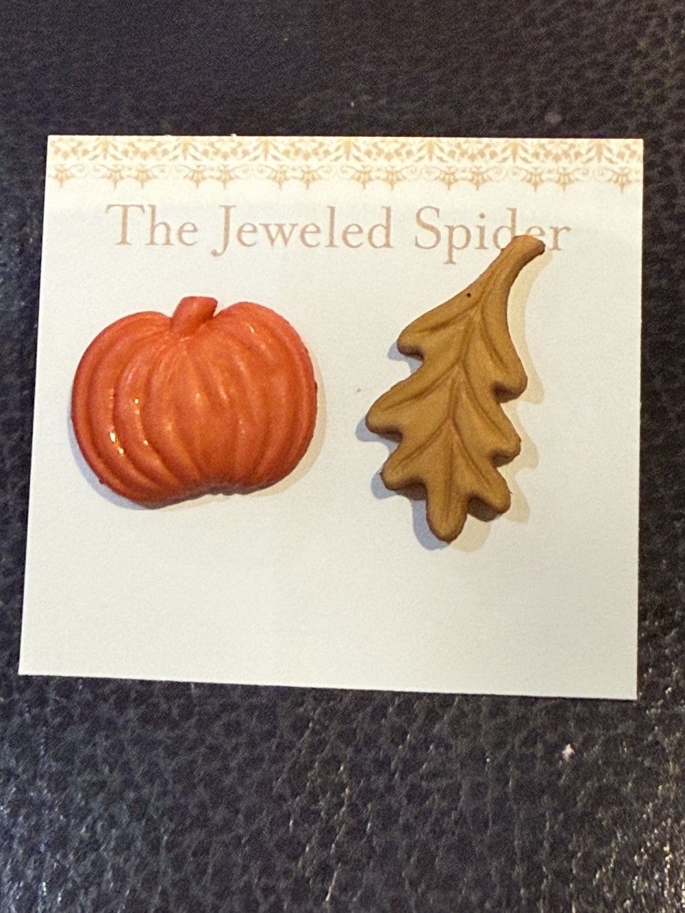 Stud Earrings - Pumpkin and leaf