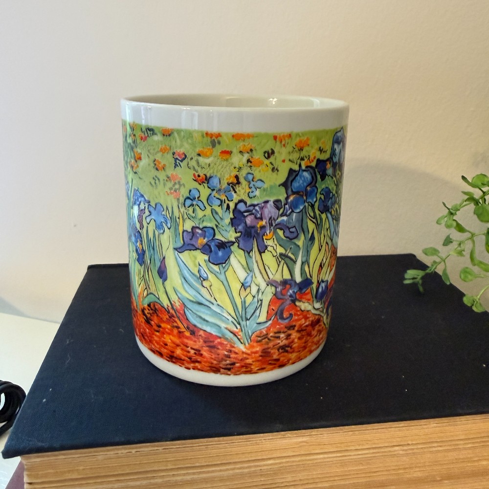 Chaleur Master Impressionists Van Gogh Irises Mug