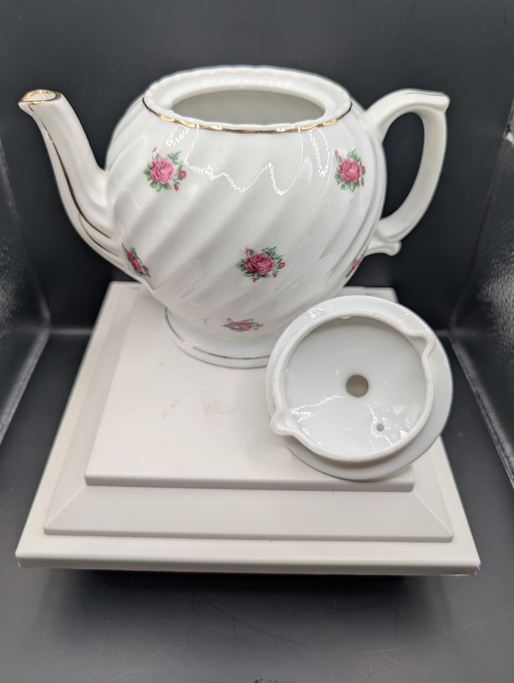 Vintage Maruyama Toki Kaisha electric teapot, as is
