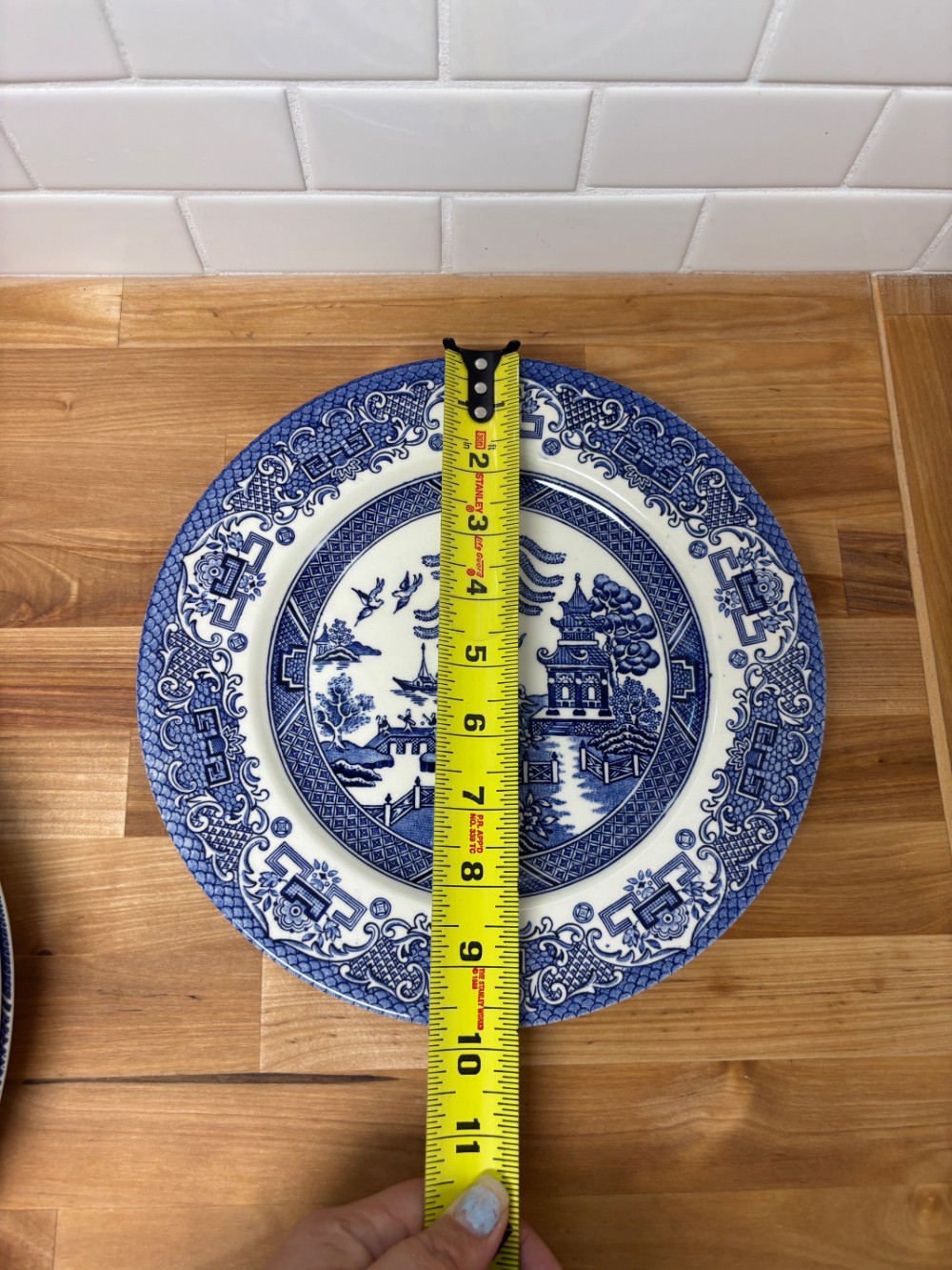 Blue Willow GT England Dinner Plate Vintage Blue Transferware 10 Inch