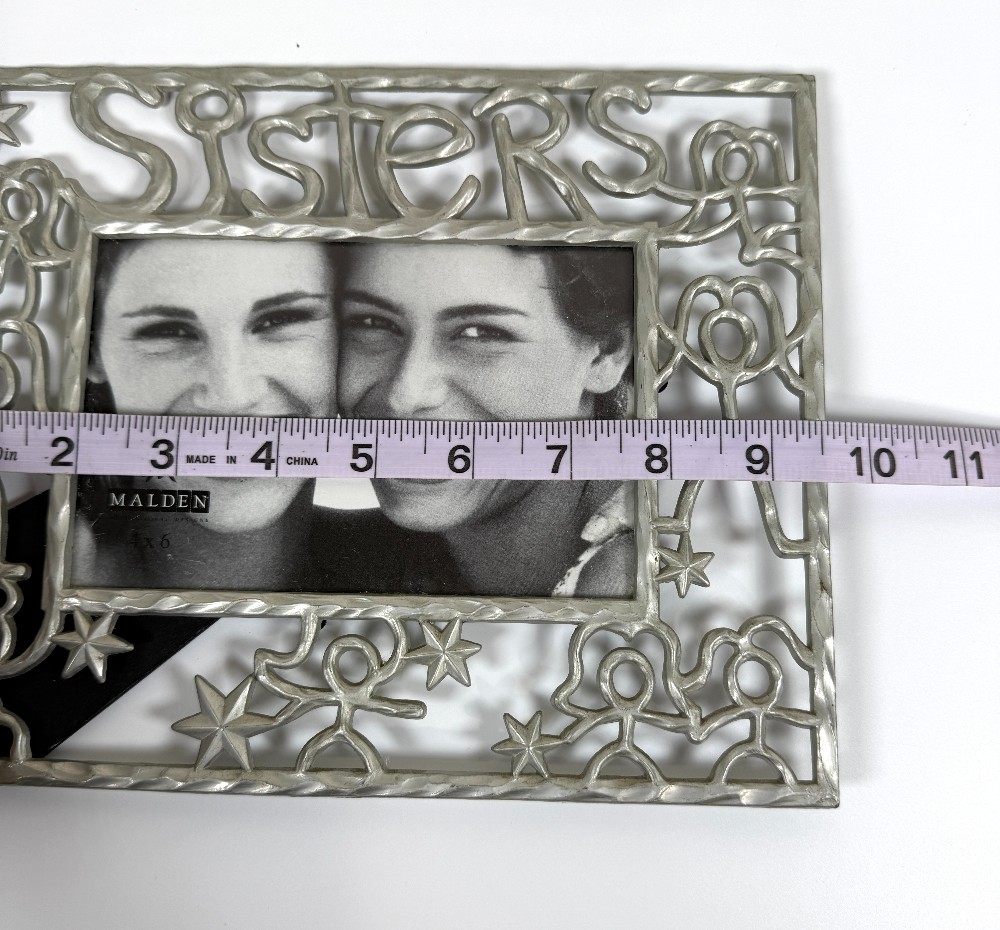 Metal Sisters frame