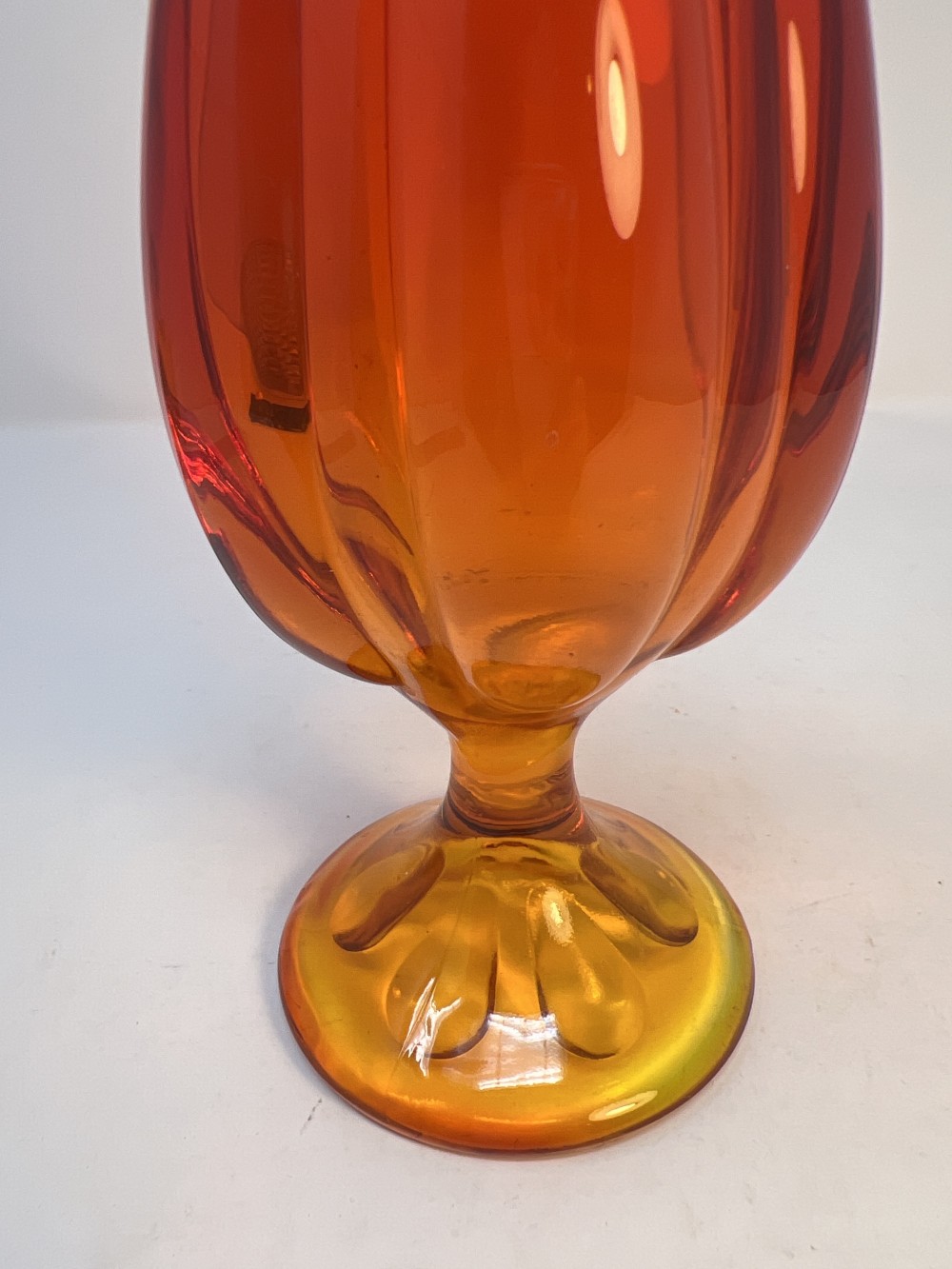 Vtg Viking 6 Petal Epic Persimmon Swung Vase