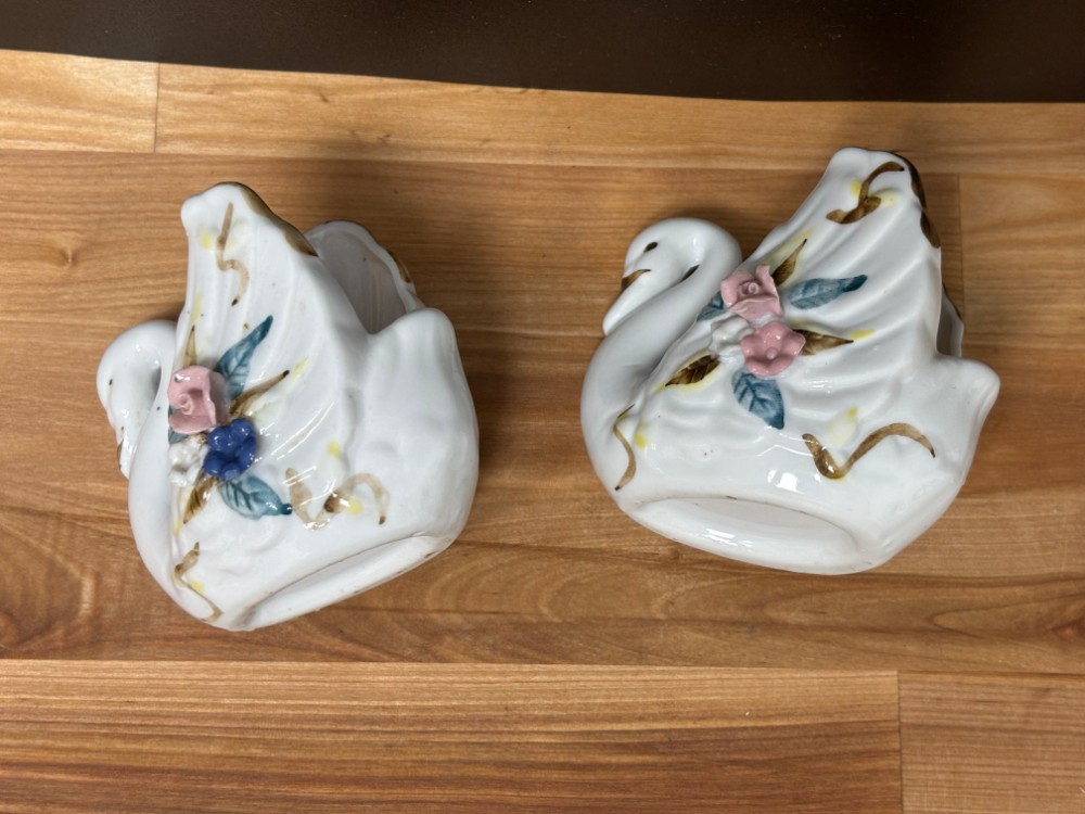 Mini Ceramic Swan Planters 3.5 Inch Cottage Kitsch Decor Set of 2. Vintage Pair