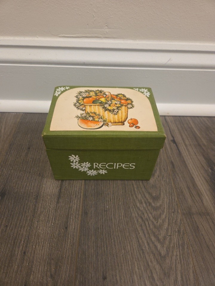 Vintage Recipe Box
