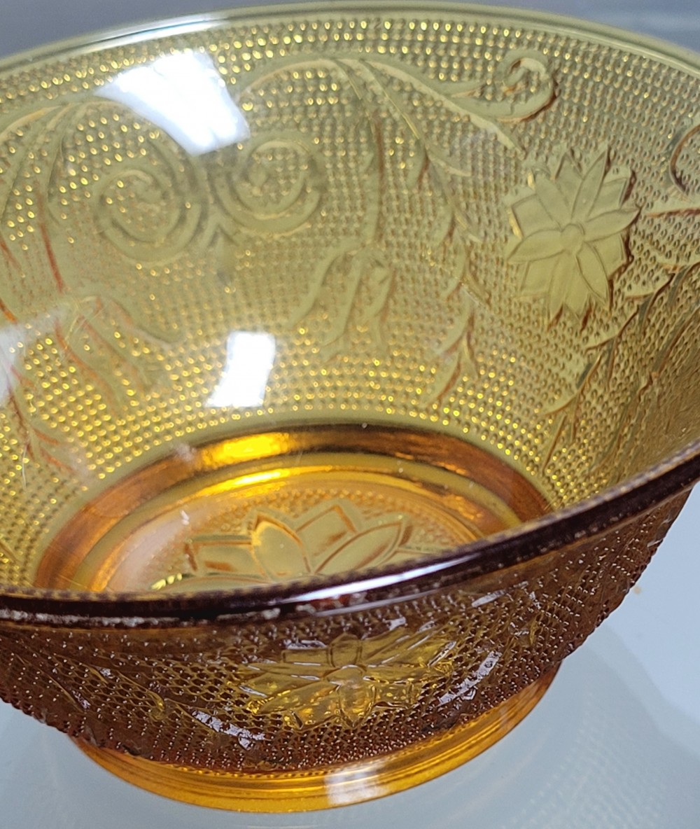 VTG Indiana Glass Tiara Sandwich dessert bowl amber