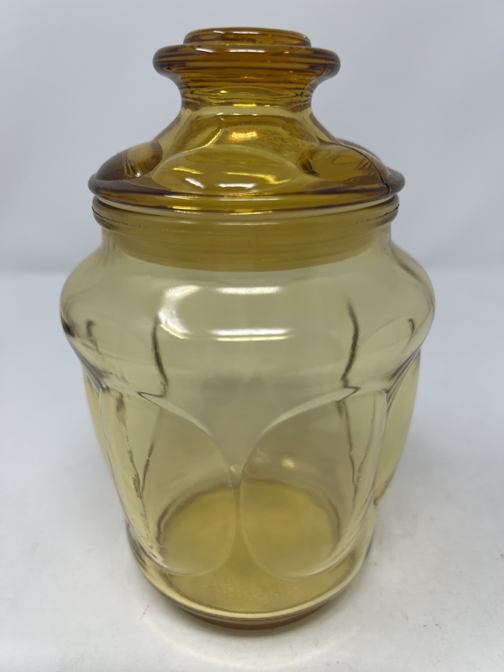 Vintage L.E. Smith Amber  Apothecary Jar