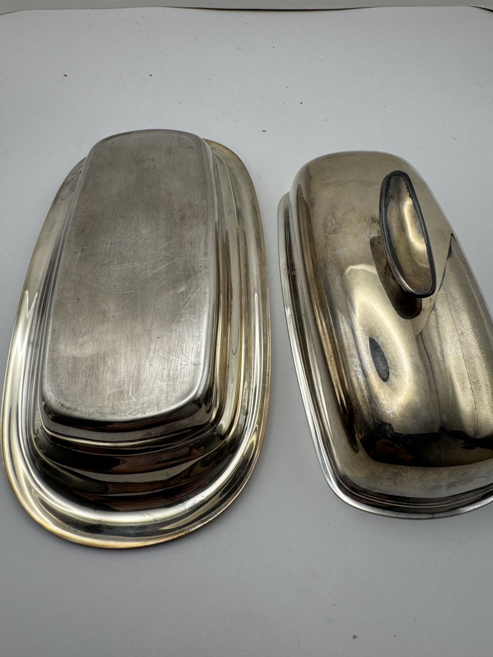 SILVERPLATE BUTTER DISH WITH LID