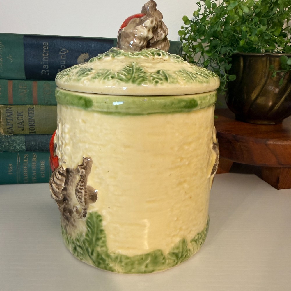 Ceramic Seashell Canister with Lid