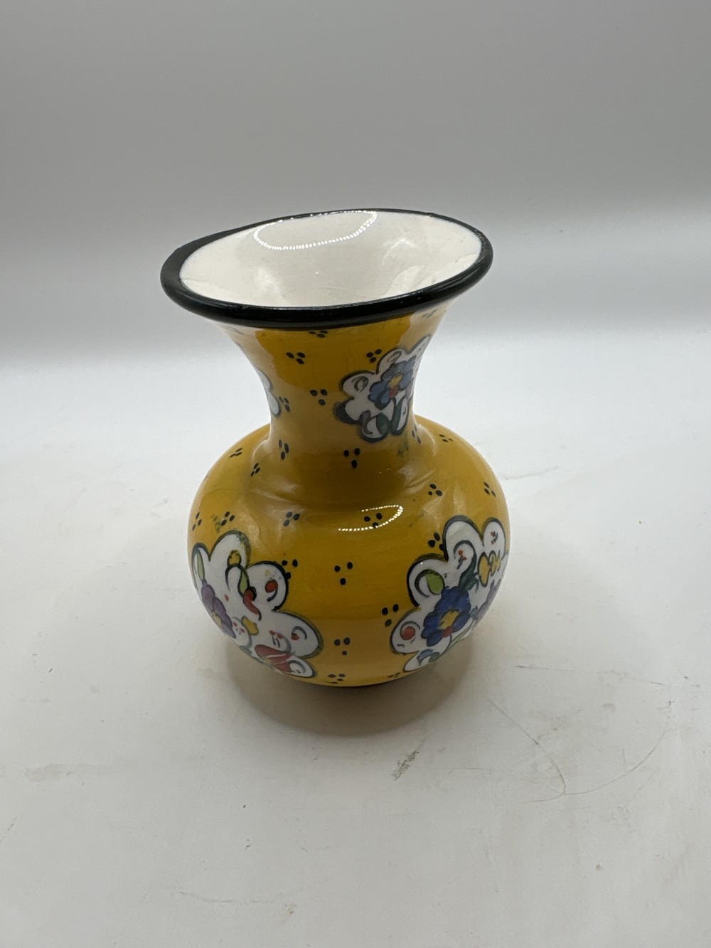 Nurum Handmade Ceramic Vase 4 inch tall from Turkey As-is