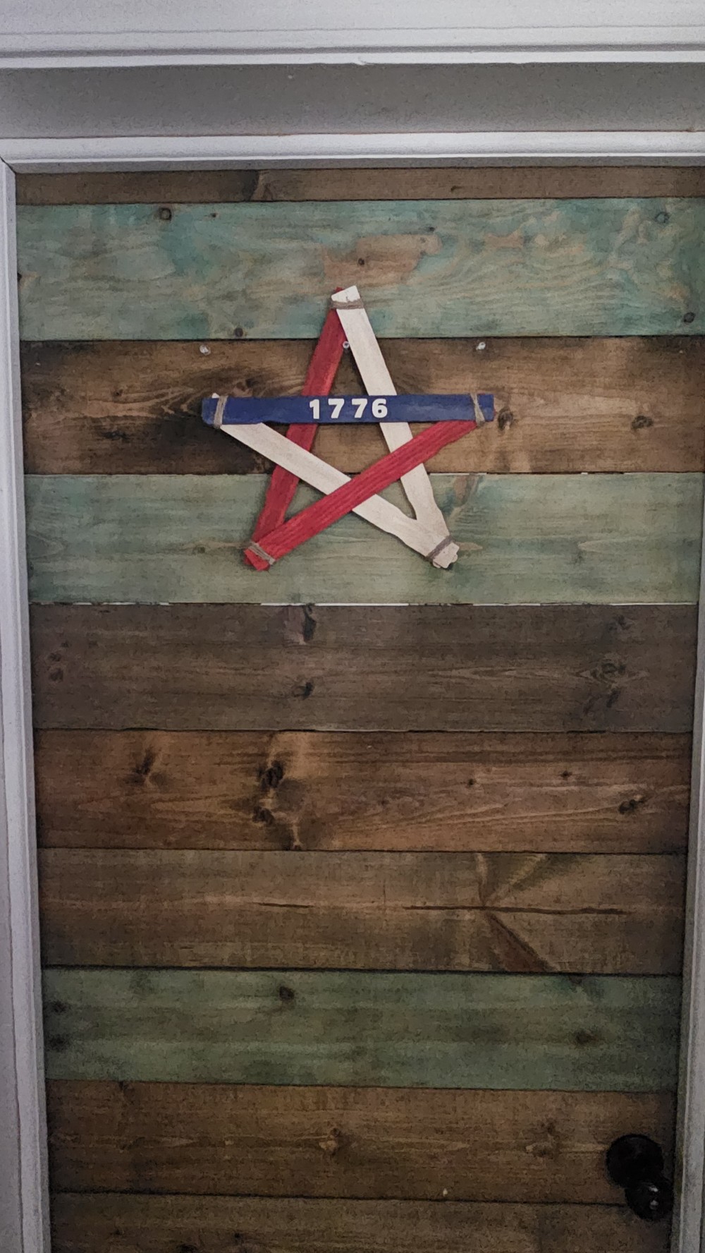 Patriotic 1776 paint stick star (small)