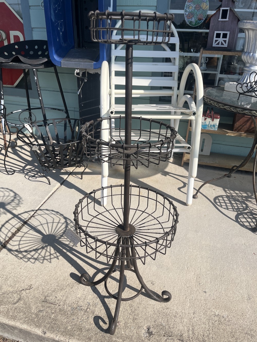 3-tier metal planter