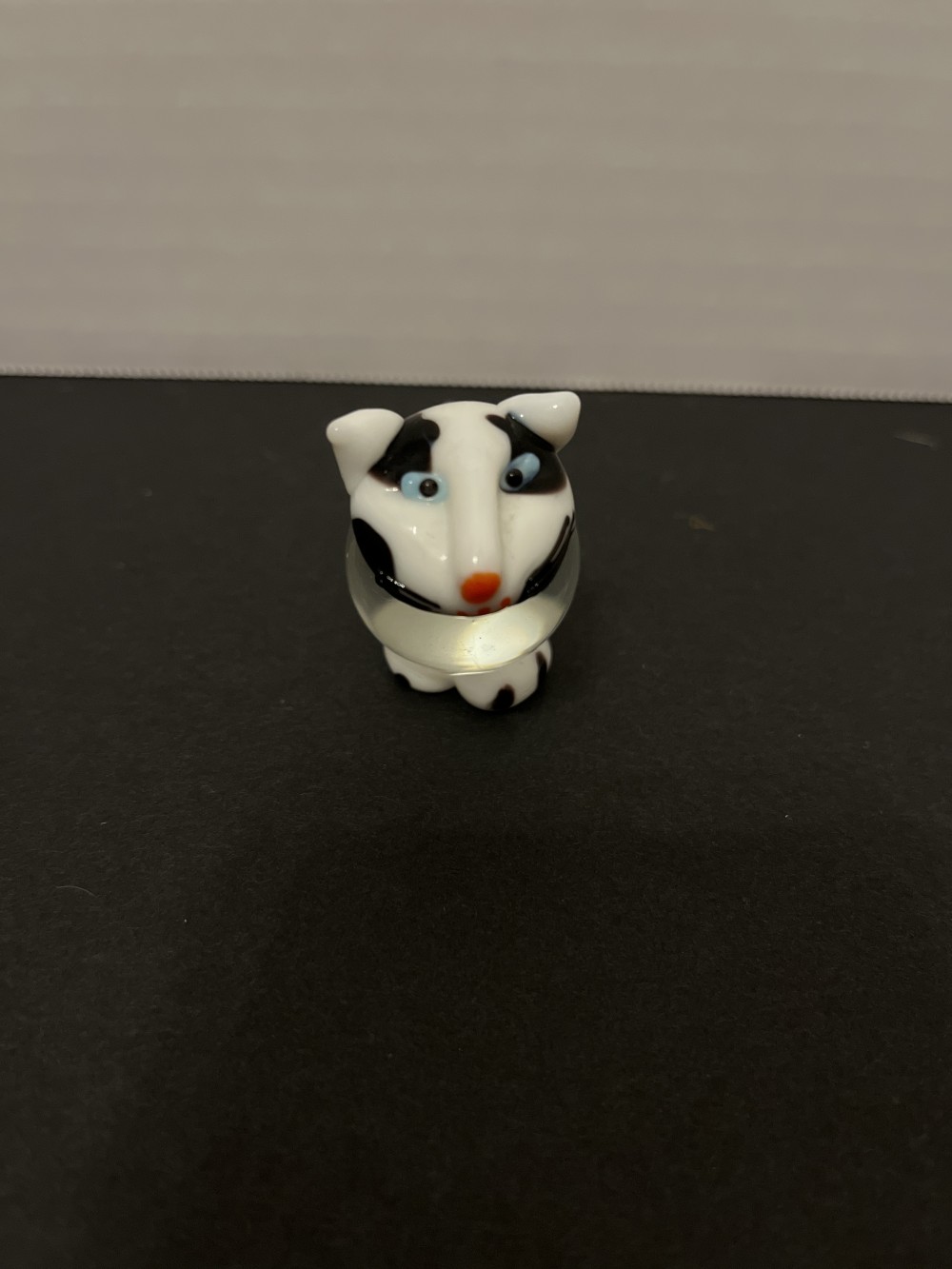 Hand blown Art Glass Cat w/ heart