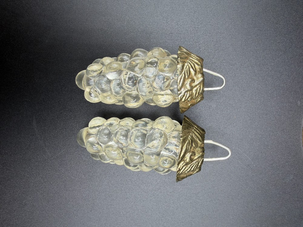 Mid-Century Hanging Grape Cluster Salt & Pepper Shakers Set - Made in Hong Kong