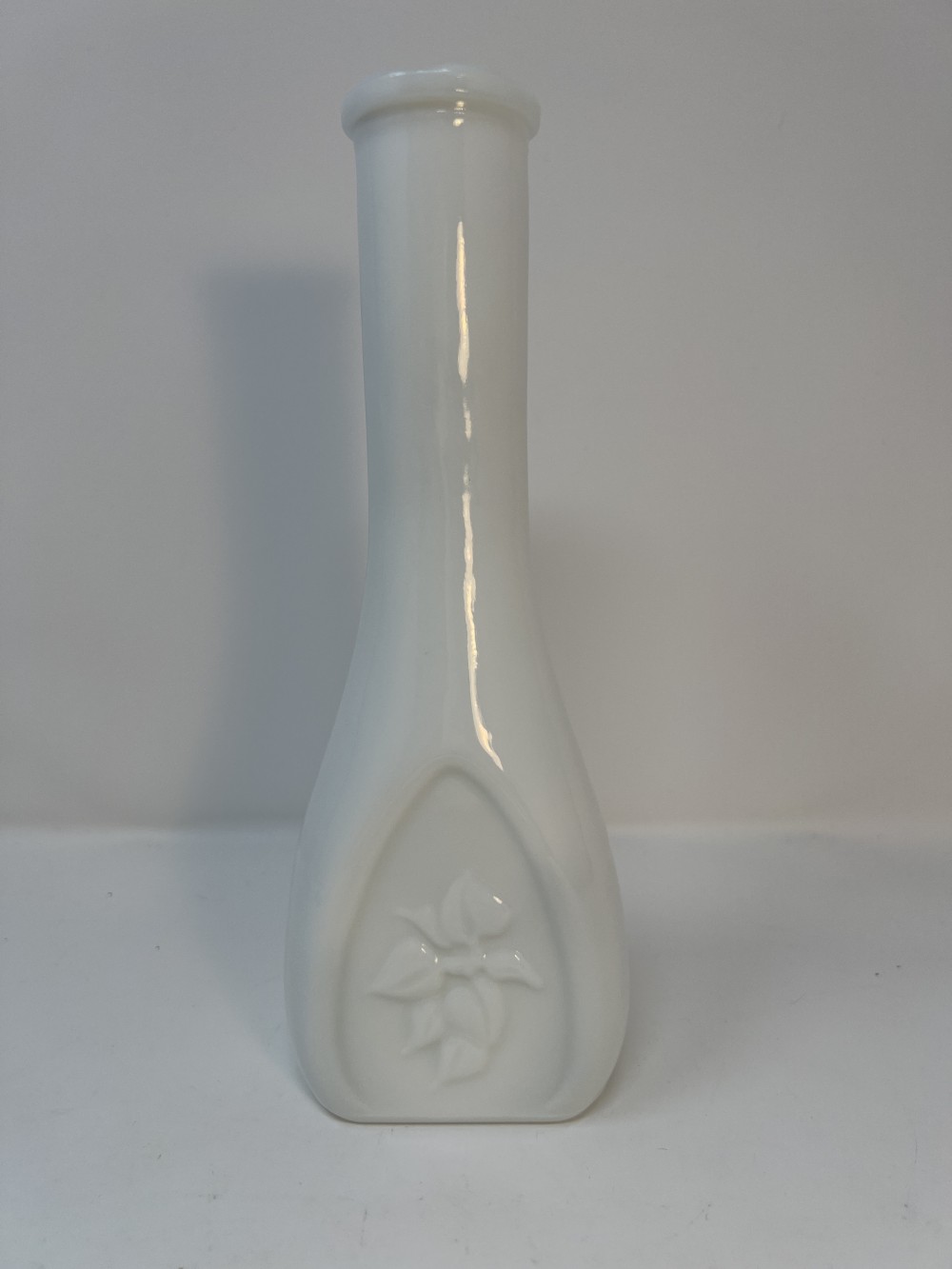 Vtg Embossed Milk Glass Bud Vase
