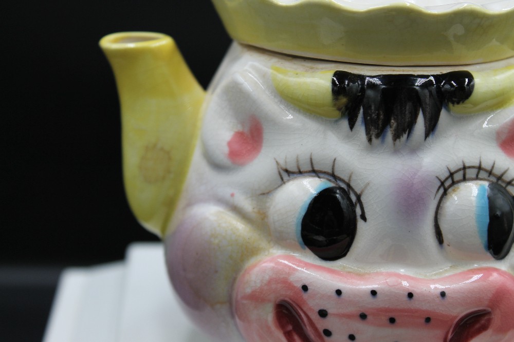 Vtg 3pc kitsch antrhopomorphic cow tea set AS IS
