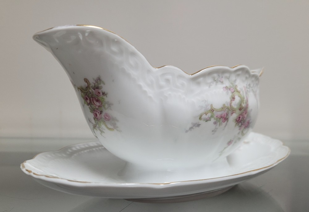 VTG ZS and Co Orleans gravy boat pink roses