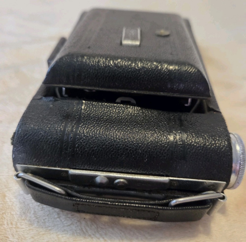 1930's Kodak Vigilant Jr 6-20 Folding Camera-As Is