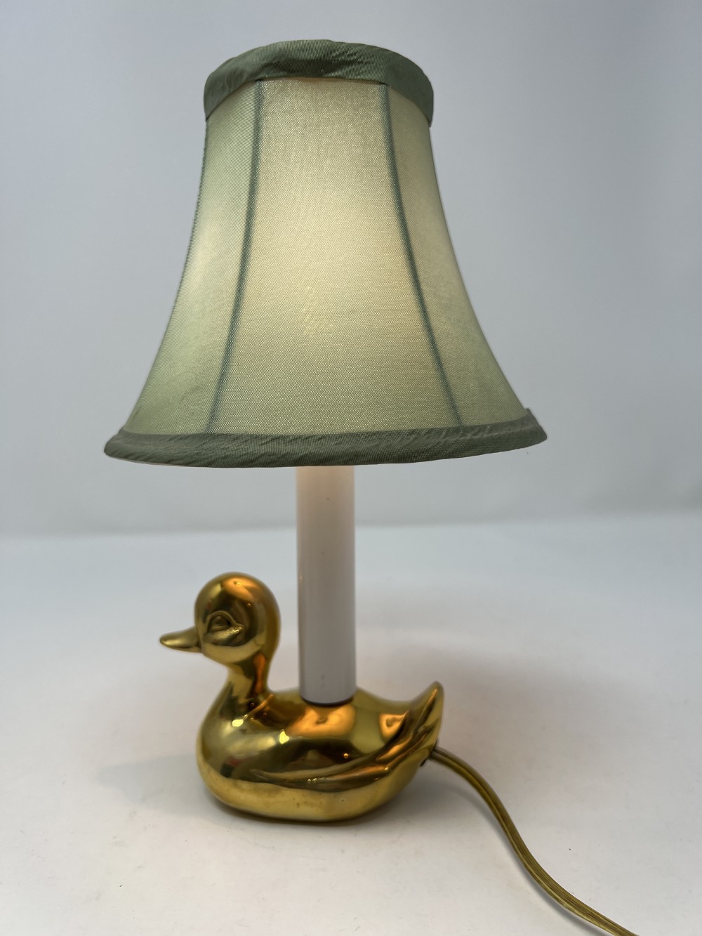 Vintage 1970s Brass Duck Lamp with Shade – 9”