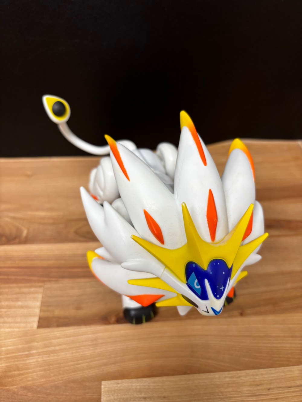 Pokémon Solgaleo Legendary Figure 2017 TOMY 9 Inch