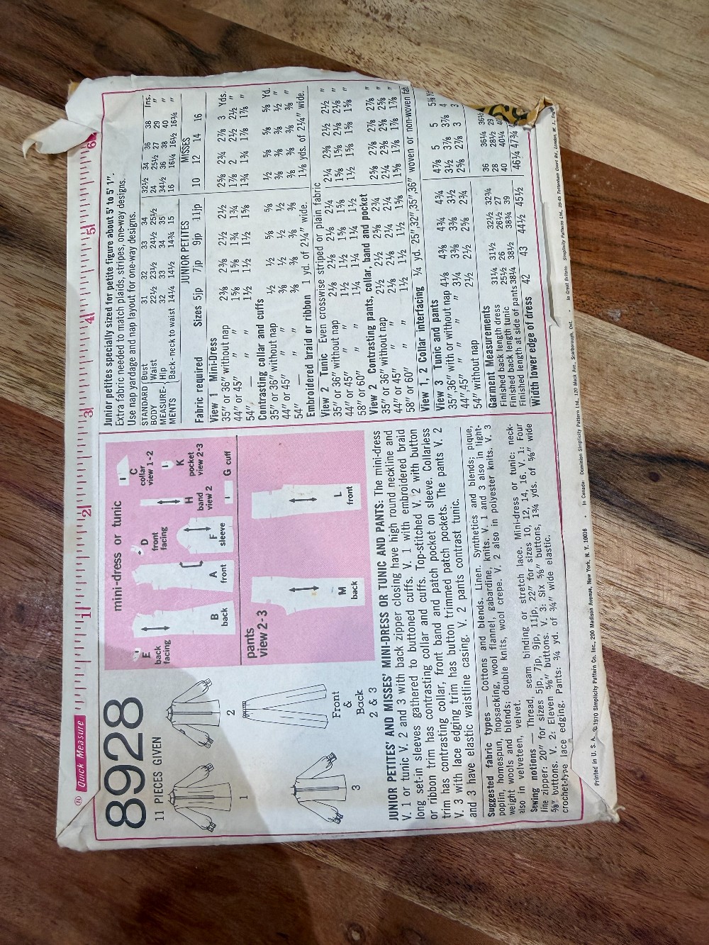 Vintage 1970's Sewing Pattern 8928