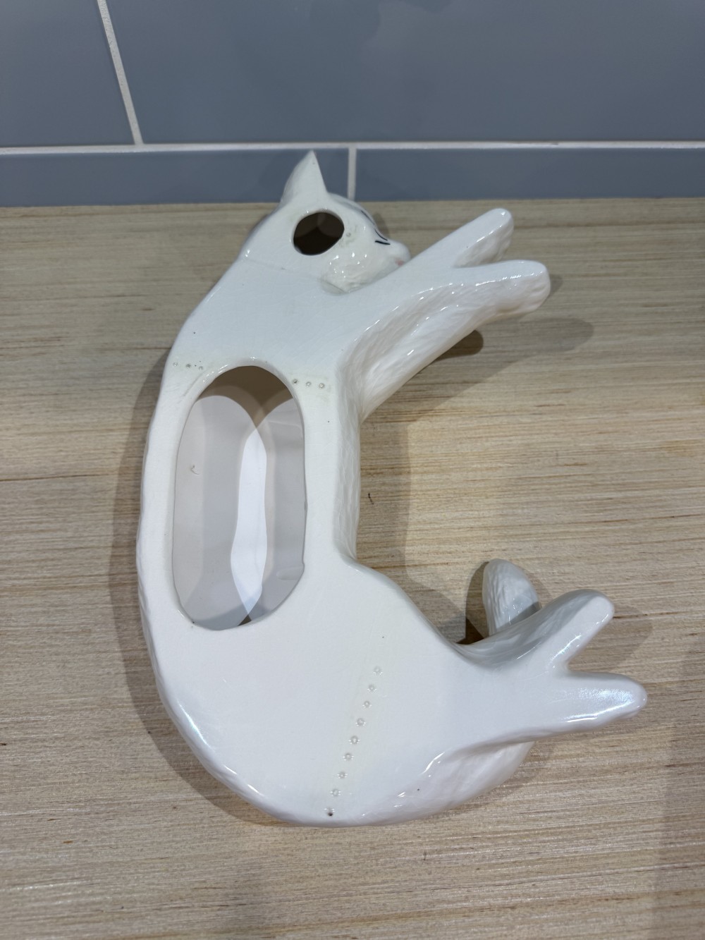 Vtg. White Ceramic Sleeping Cat