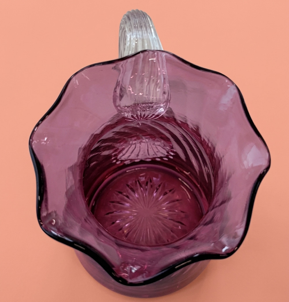 VTG Pilgrim Glass Optic Swirl Ruffle-Rim Pitcher