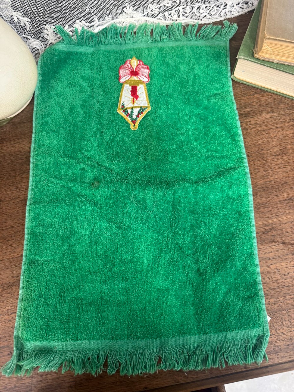 Tom Roe Green Hand Towel Embroidered Candle Lantern