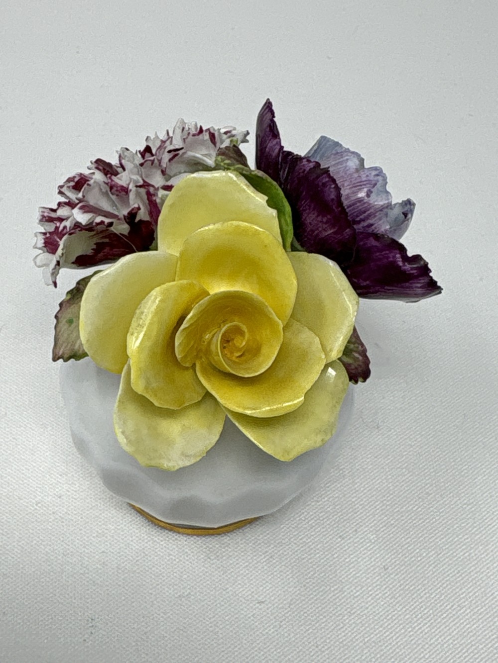 Queen’s Mini Porcelain Flower Arrangement