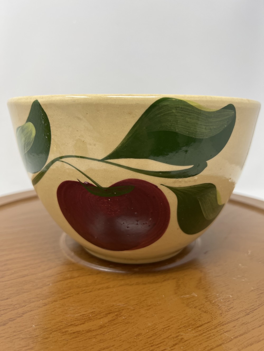 Watt Pottery Apple Bowl USA
