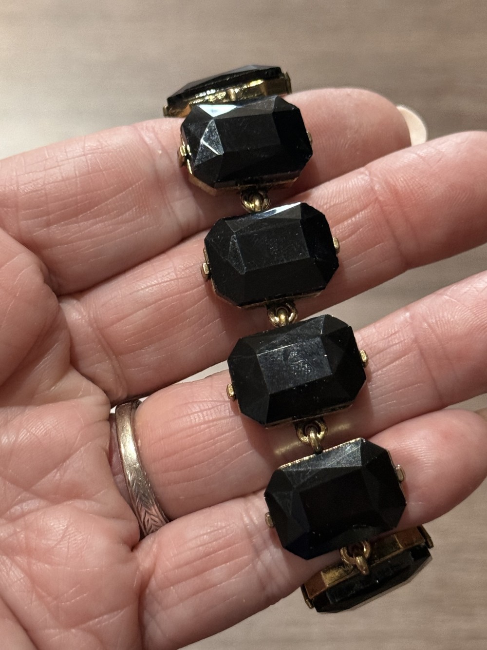 Bracelet Black Rectangle Jewels Set in Antique Gold