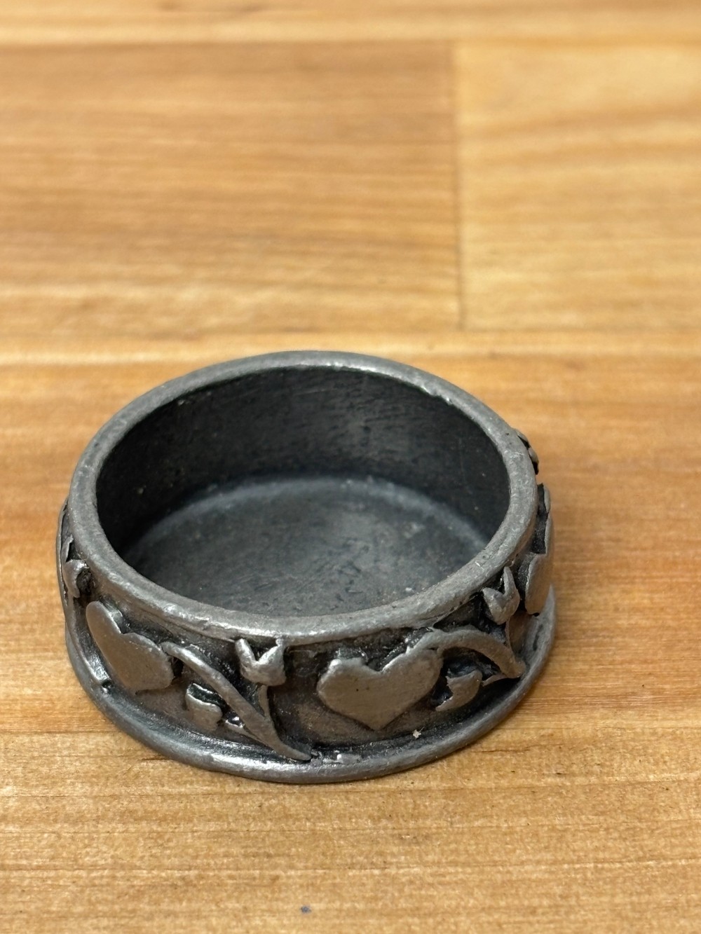 Pewter Miniature Heart & Ivy Trinket Tiny Dish Bowl Round - Fairy Garden