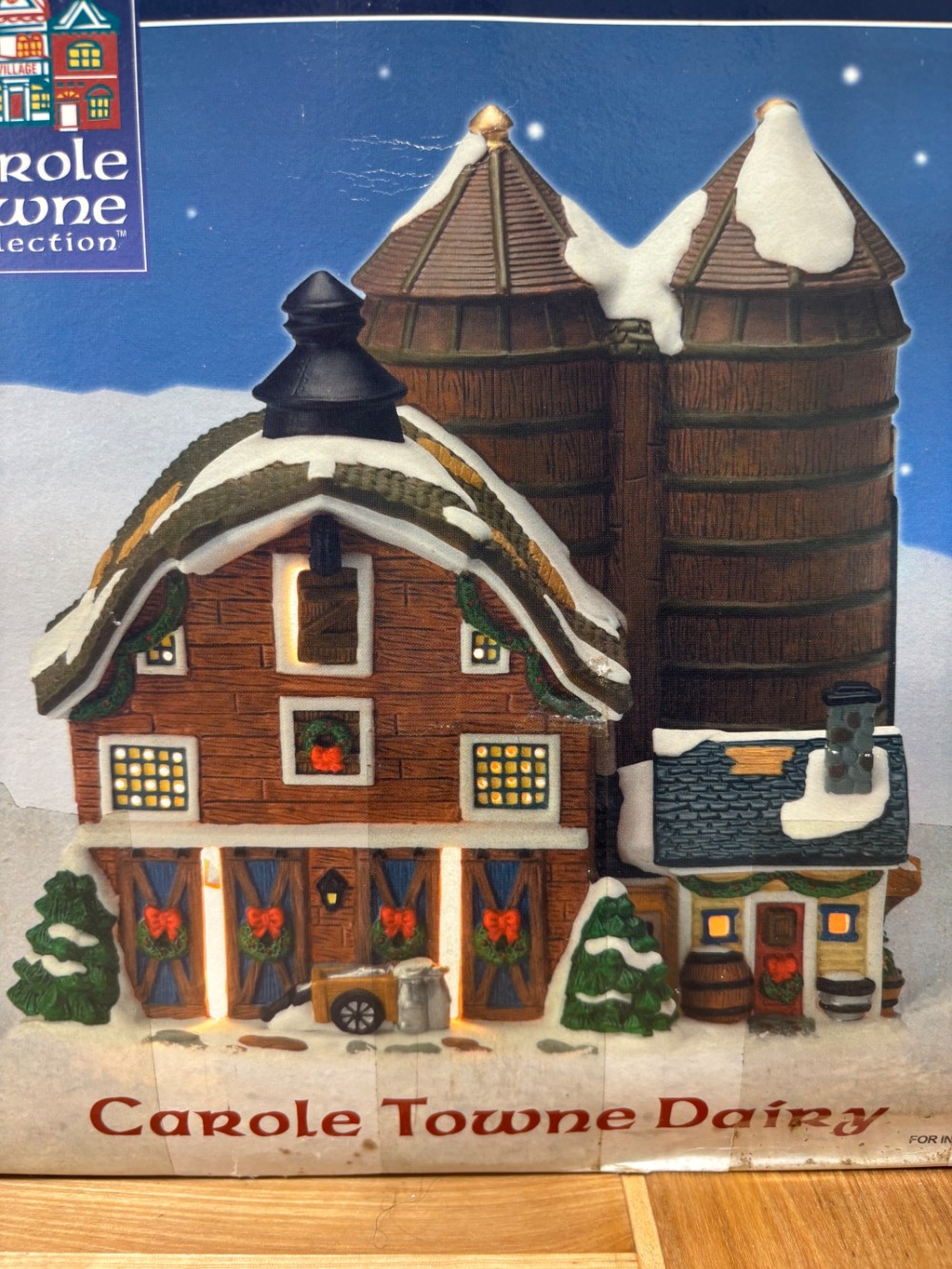 Christmas Village Farm House Carole Towne Dairy 2002 Lighted Lemax