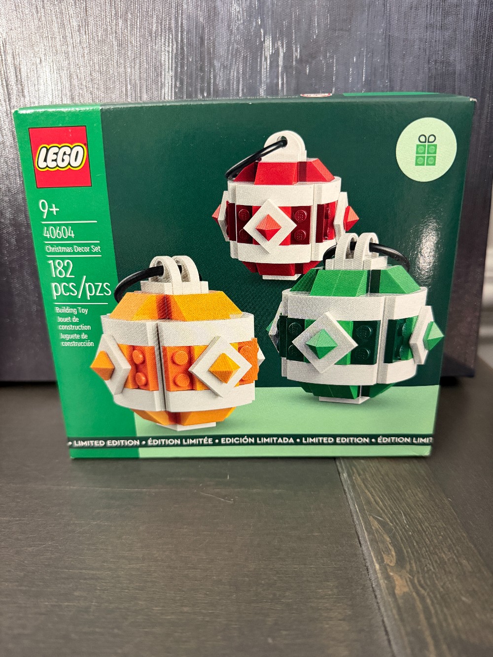 LEGO Christmas Decor Set-40604