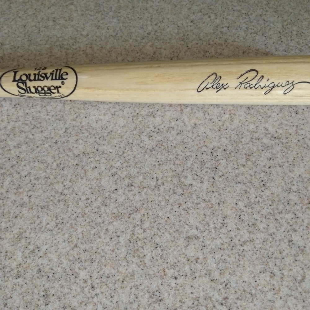Mini 125 Louisville Slugger Wooden Bat Alwx Rodriguez