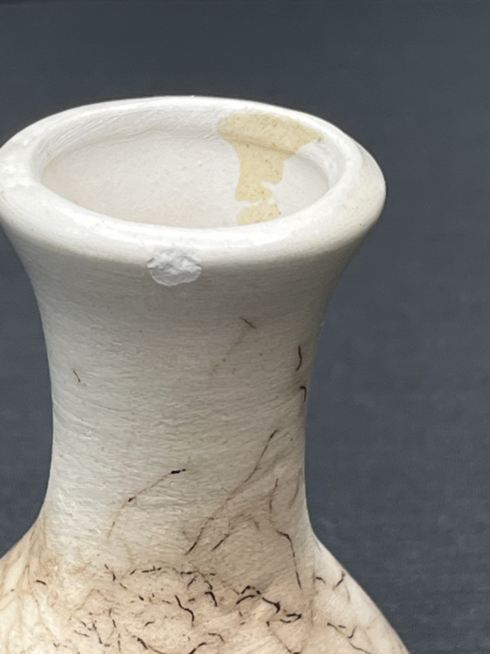 Vail Navajo Pottery Horsehair Vase as is